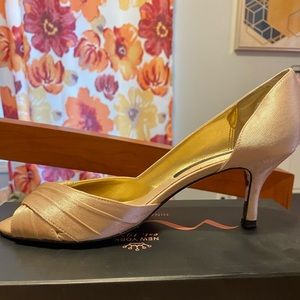 NINA WOMEN'S CULVER-YS DRESS PUMP size 8